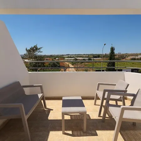 Ayia Triada 2br Apartament Paralimni