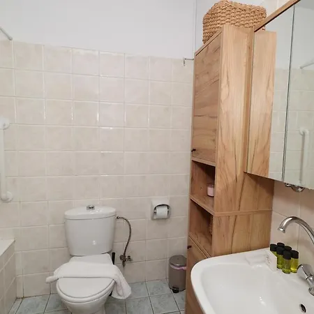 Ayia Triada 2br Апартаменты Паралимни
